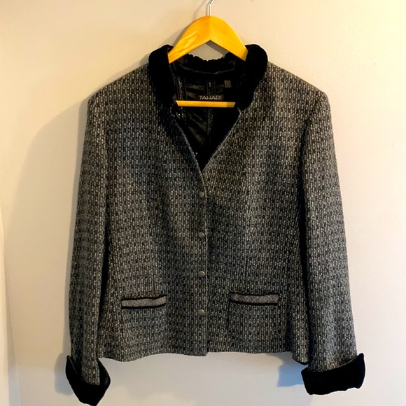Tahari - Blazer - Picture 3 of 8